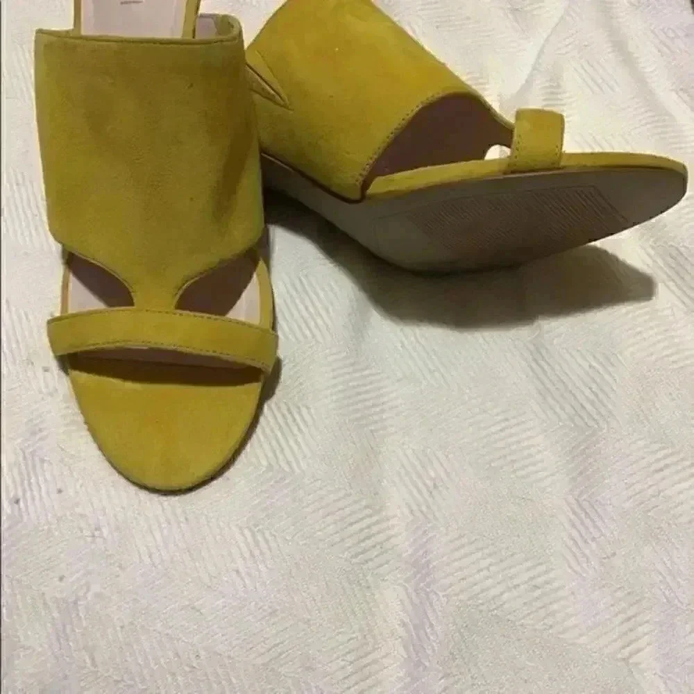 NWOB Tahari Faux Suede Double Strap Dressy Sandal with 3 1/2” heel - Picture 3 of 7